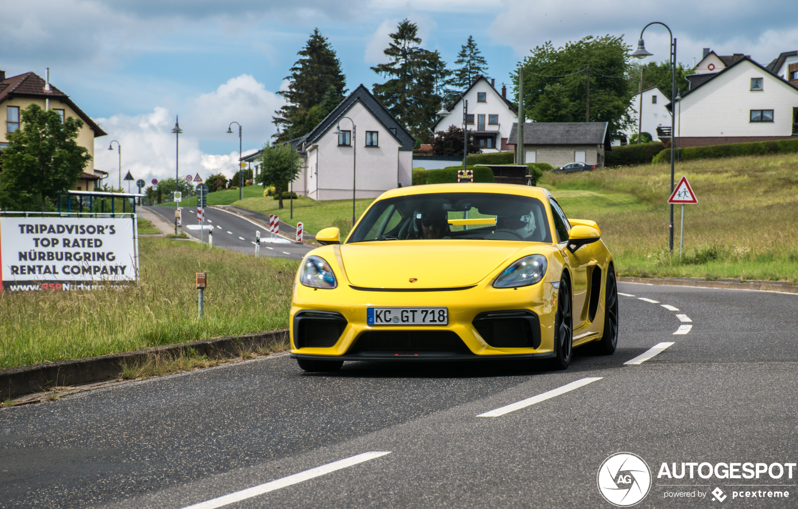 Porsche 718 Cayman GT4