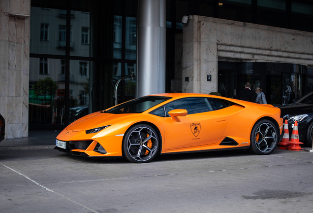 Lamborghini Huracán LP640-4 EVO