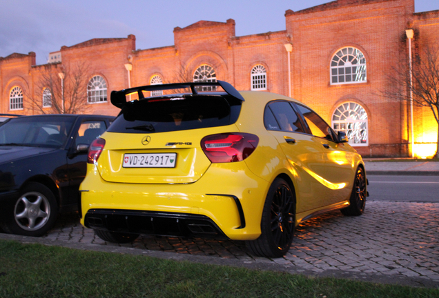 Mercedes-AMG A 45 W176 2015