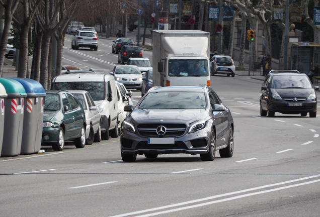 Mercedes-Benz GLA 45 AMG X156
