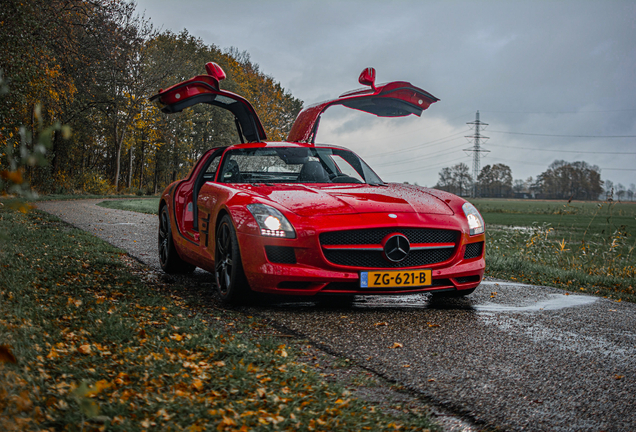 Mercedes-Benz SLS AMG