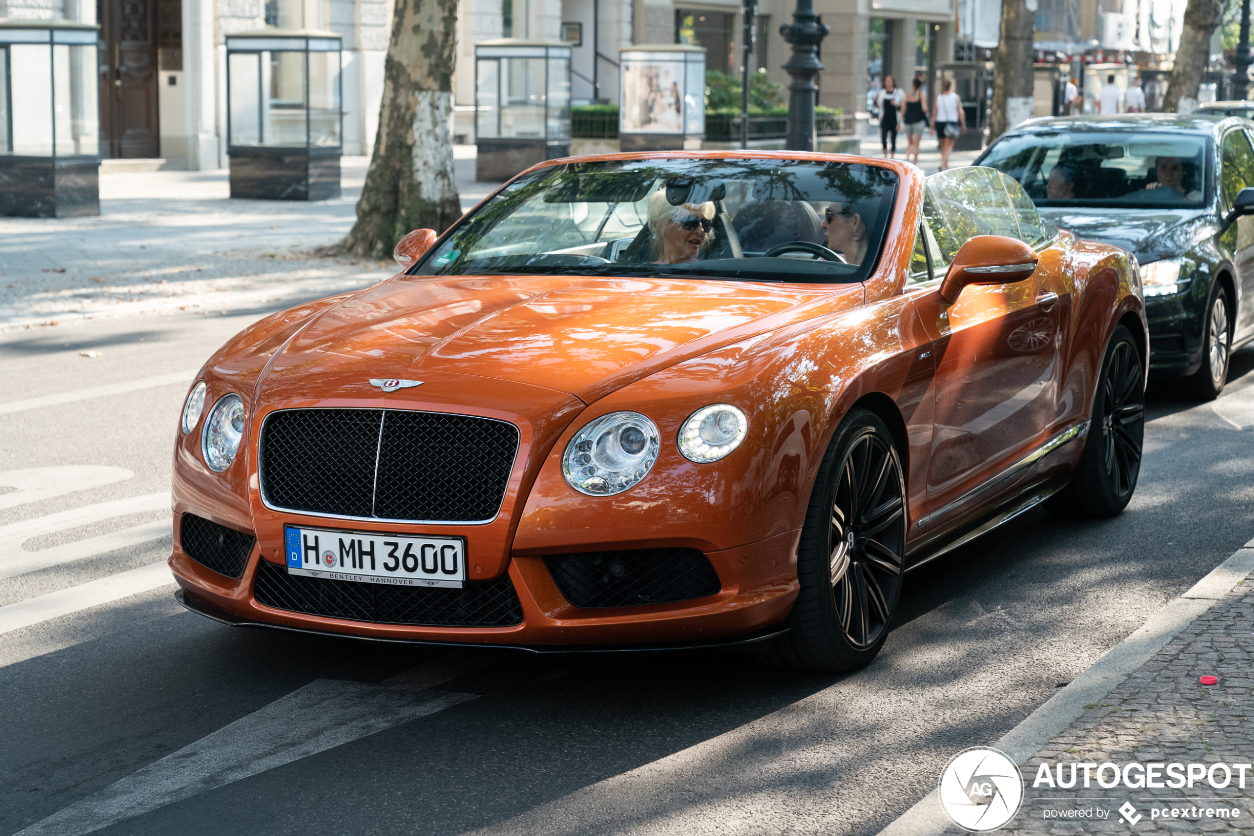 Bentley Continental GTC V8 S