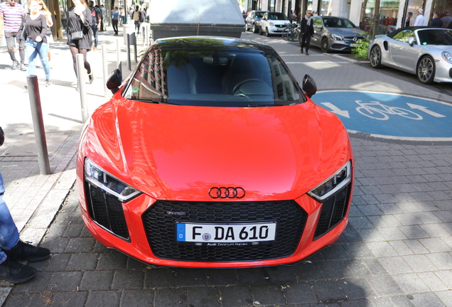 Audi R8 V10 Plus 2015