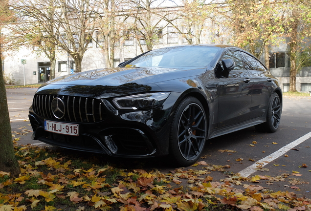 Mercedes-AMG GT 63 S X290