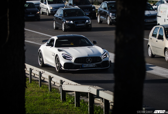 Mercedes-AMG Renntech GT R Pro C190