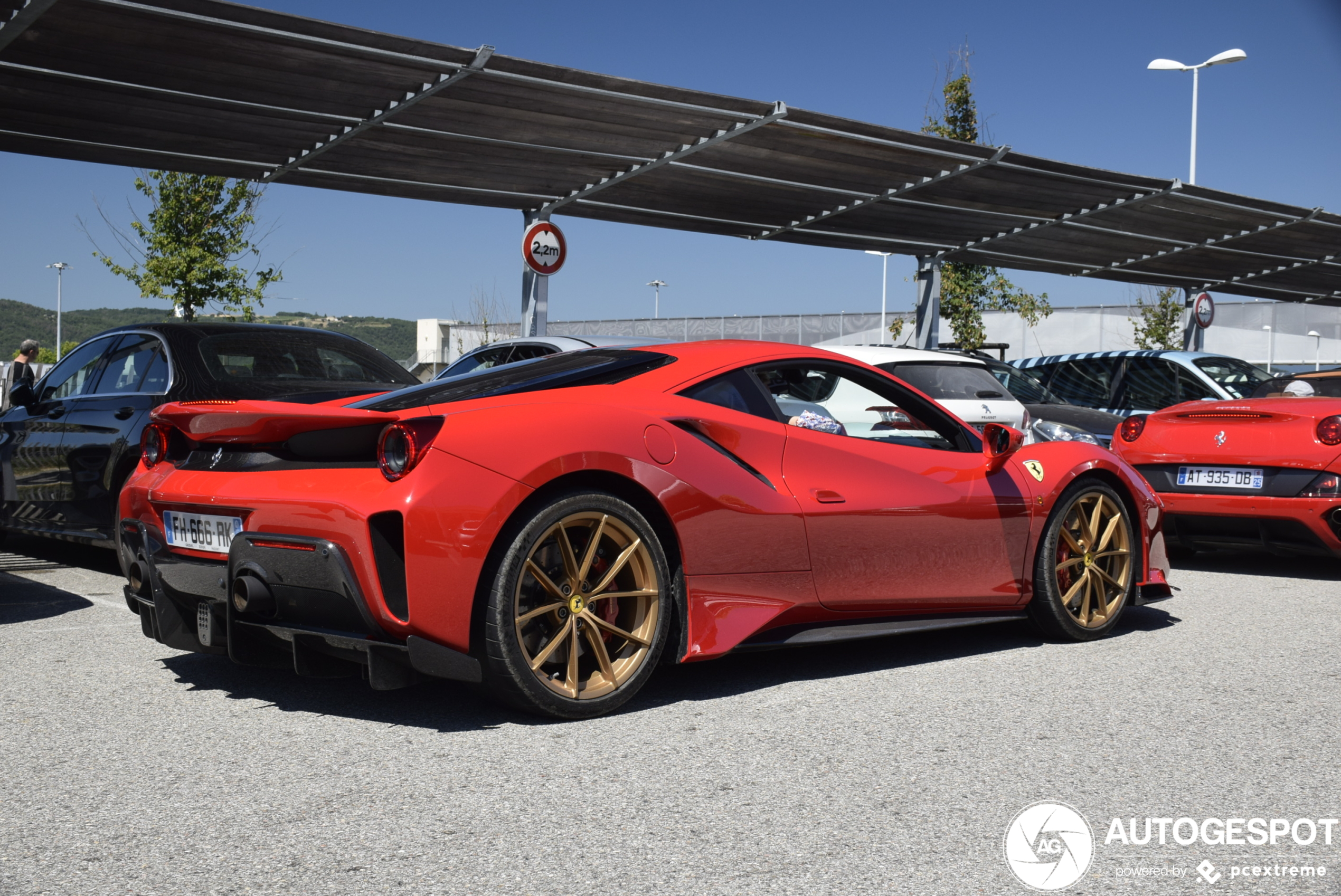 Ferrari 488 Pista