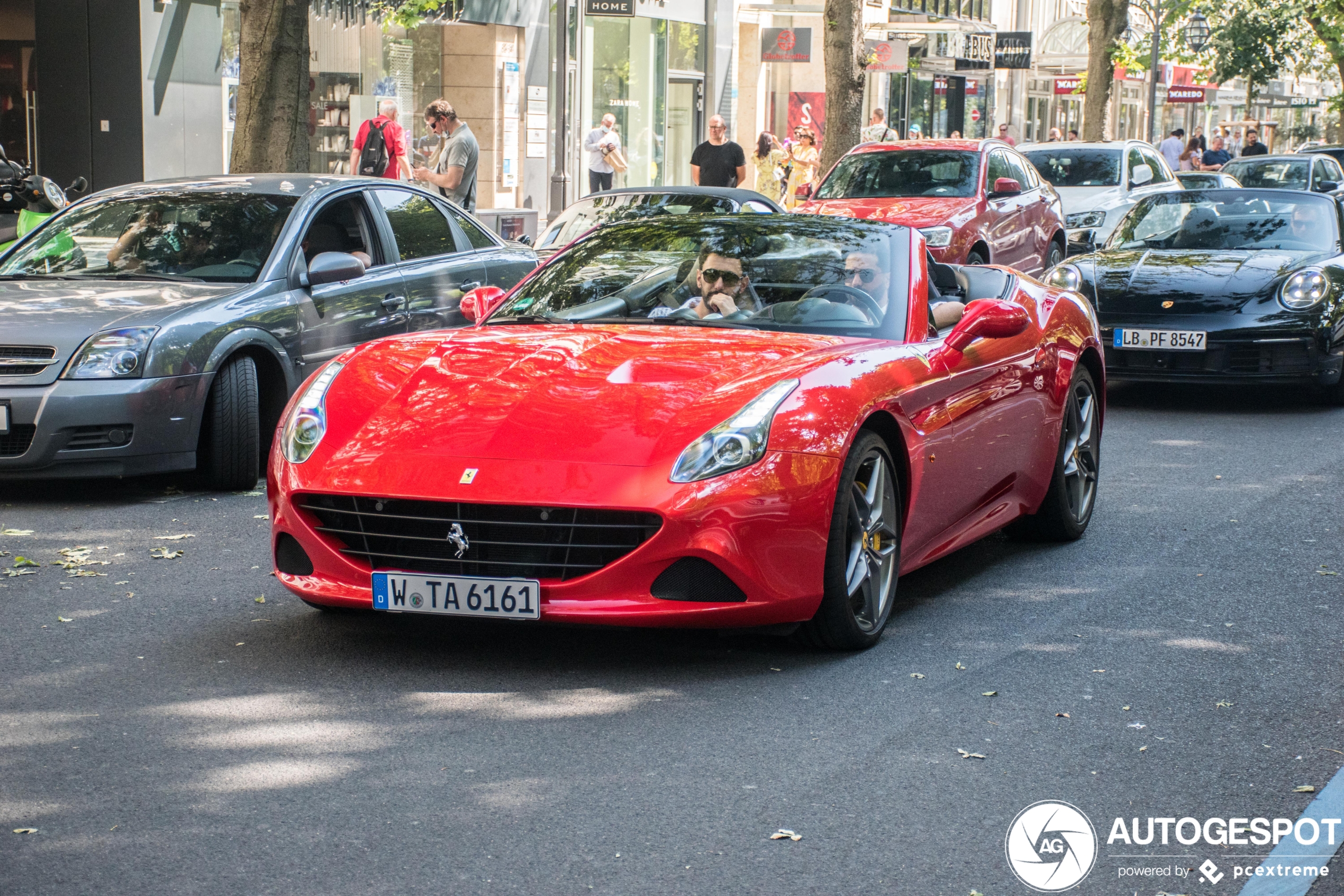 Ferrari California T