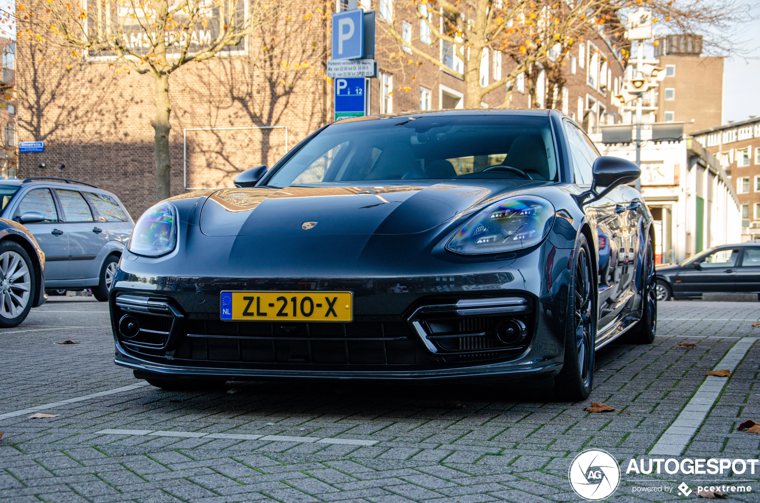 Porsche 971 Panamera Turbo S E-Hybrid Sport Turismo