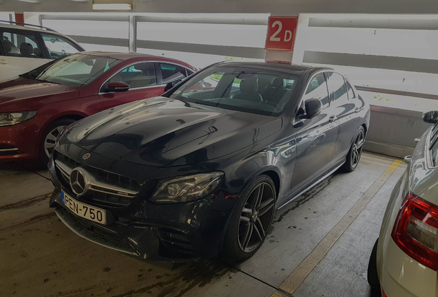 Mercedes-AMG E 63 S W213