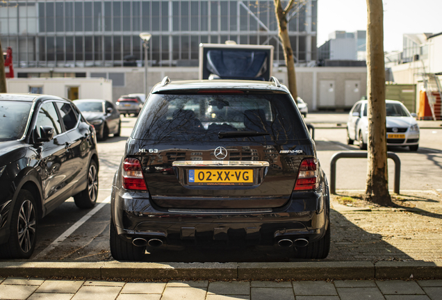 Mercedes-Benz ML 63 AMG W164