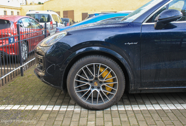 Porsche Cayenne Turbo S E-Hybrid