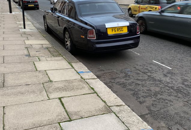 Rolls-Royce Phantom EWB