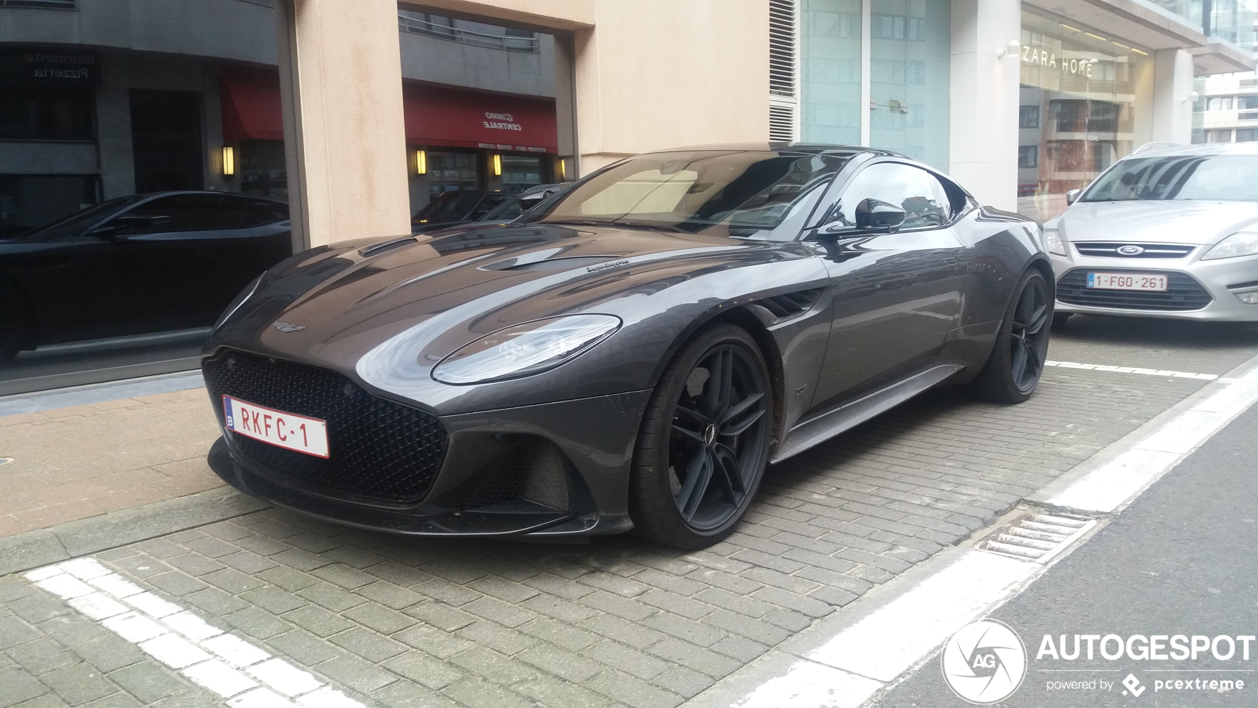 Aston Martin DBS Superleggera