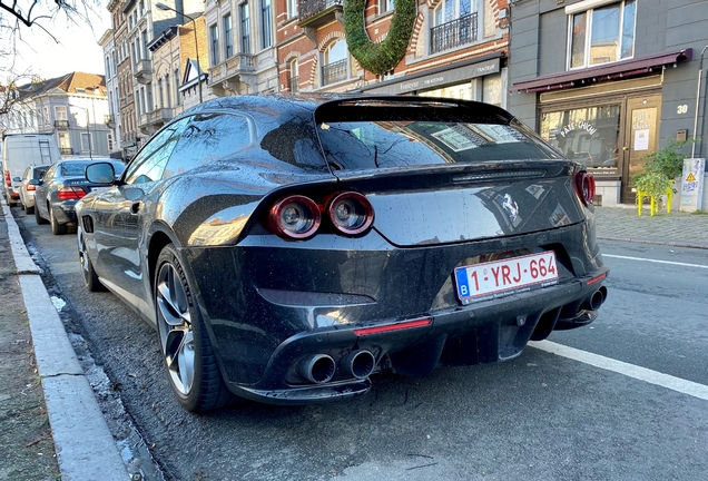 Ferrari GTC4Lusso T