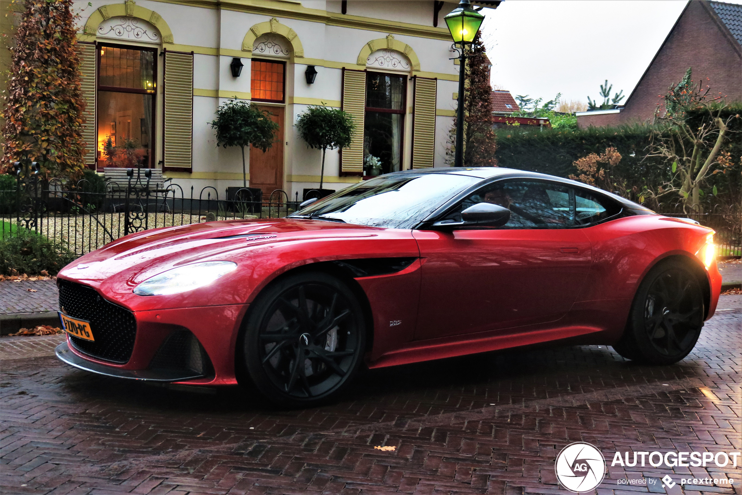 Aston Martin DBS Superleggera