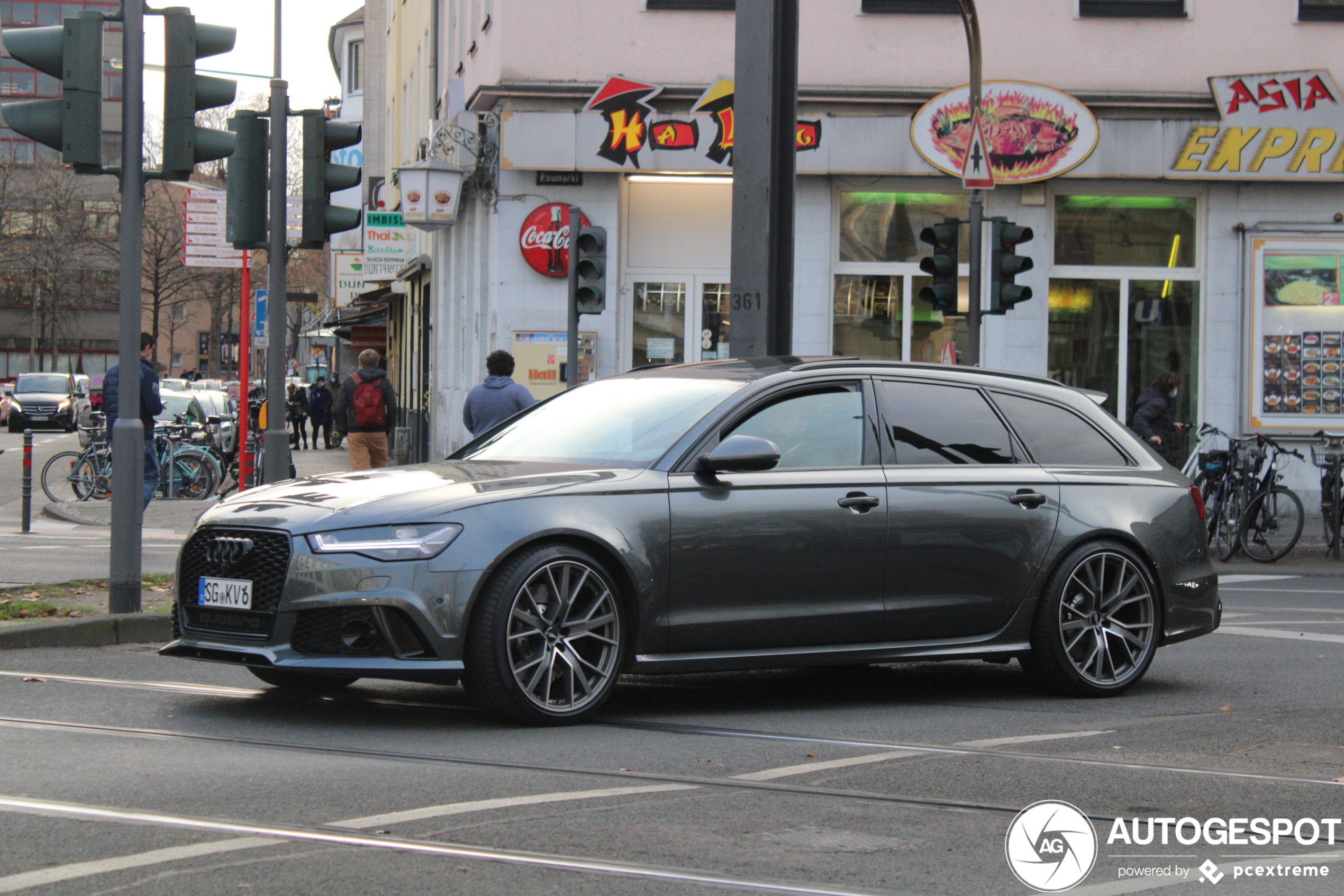 Audi RS6 Avant C7 2015