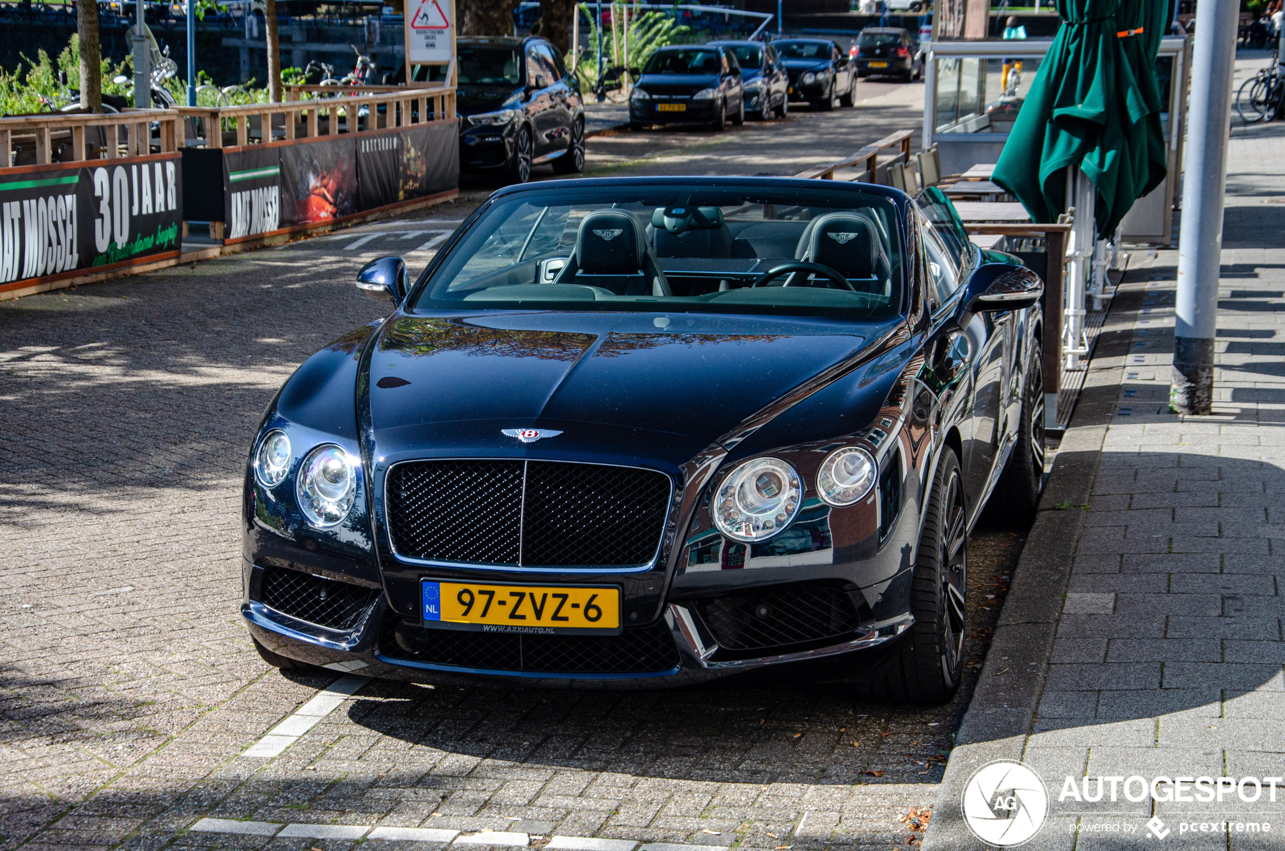 Bentley Continental GTC V8