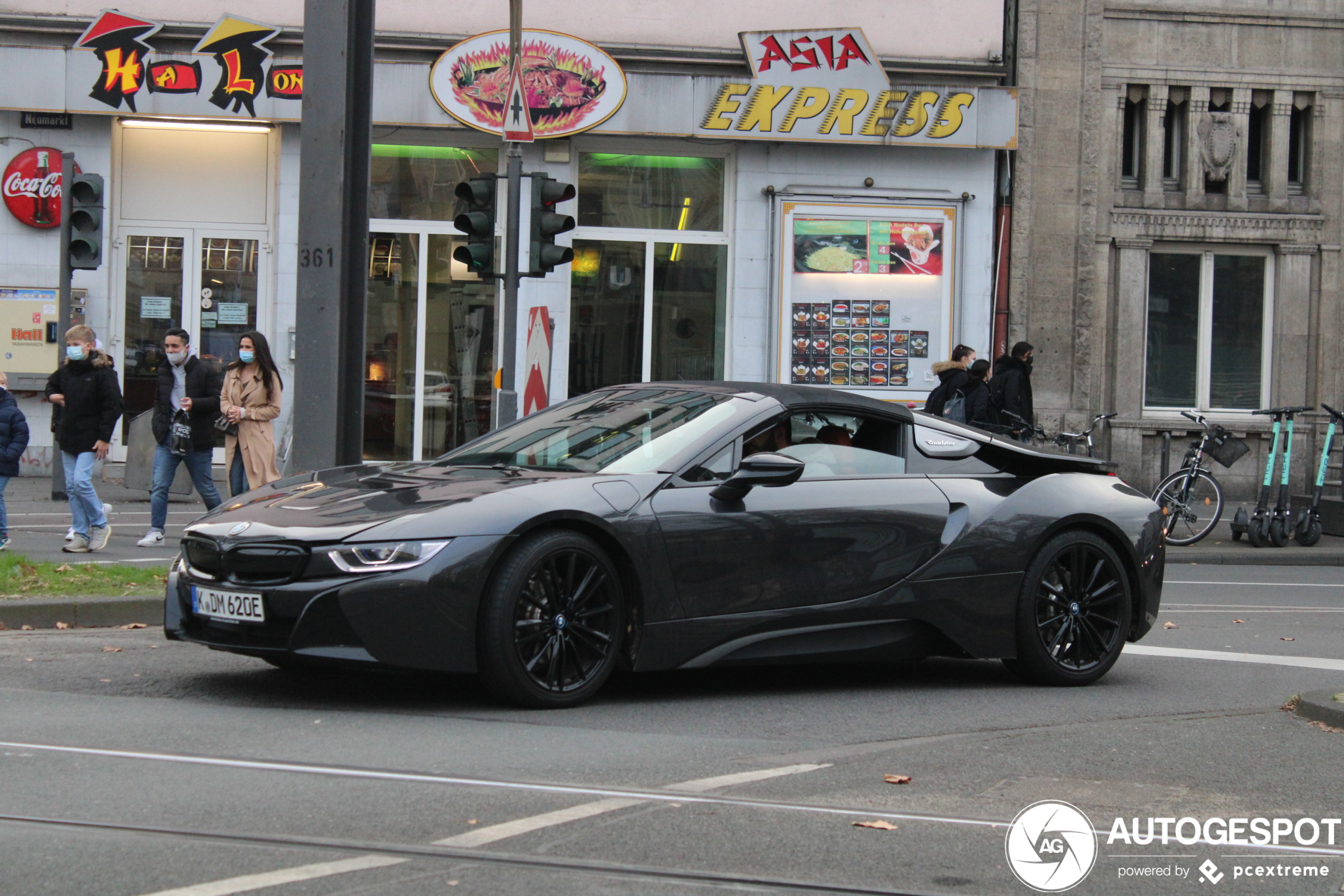 BMW i8 Roadster