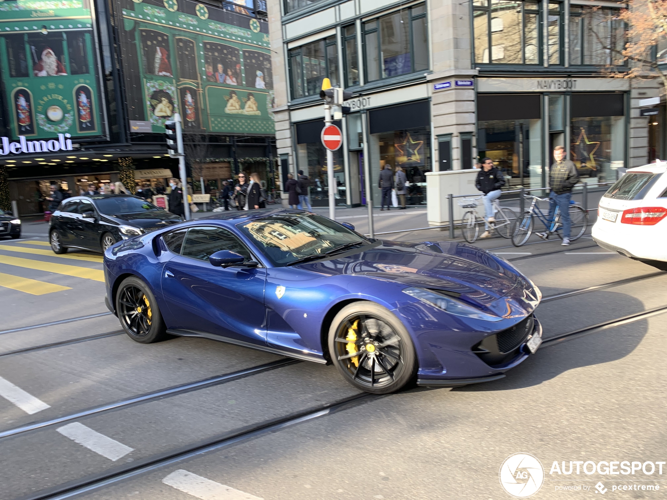 Ferrari 812 Superfast