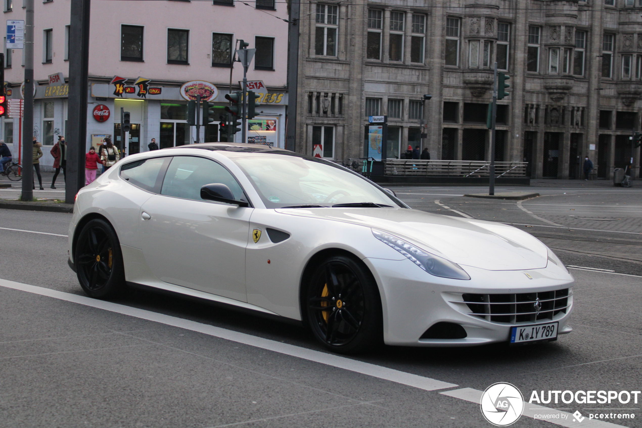 Ferrari FF