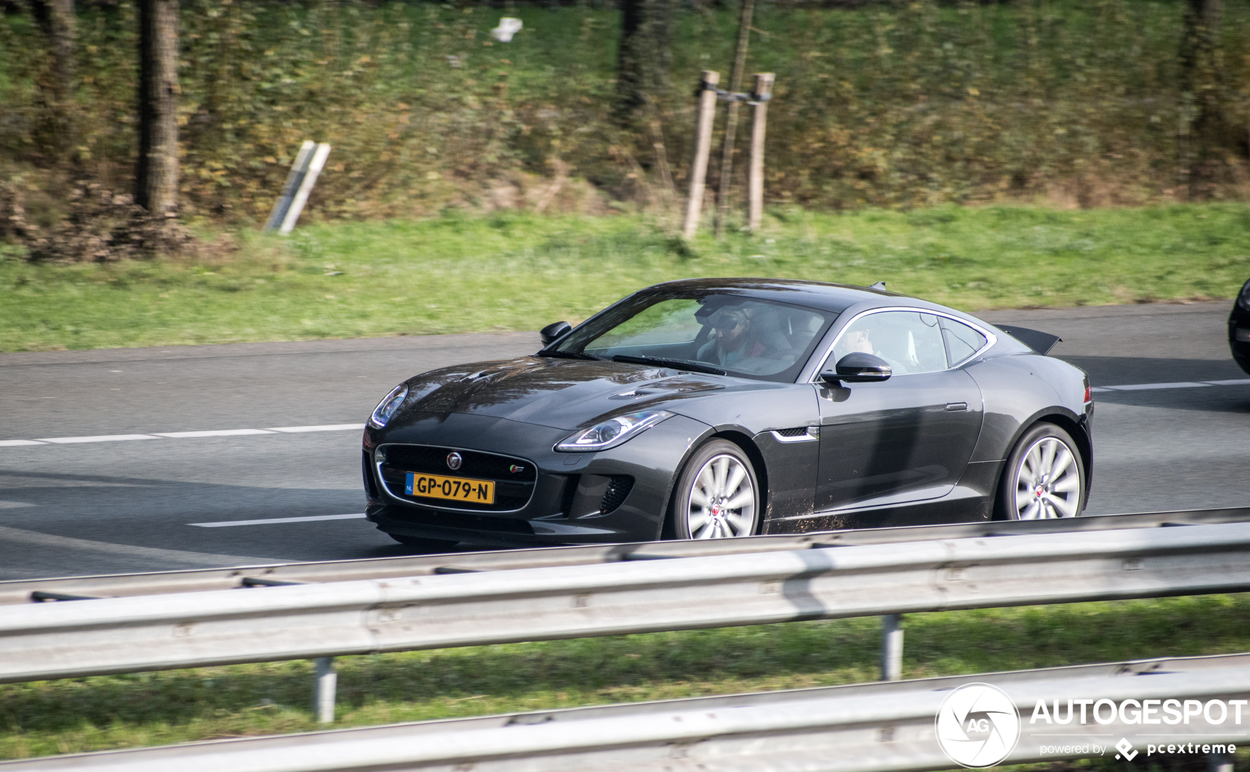 Jaguar F-TYPE S AWD Coupé