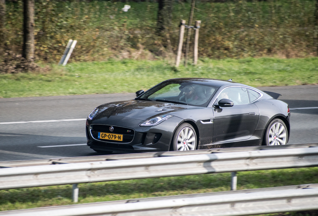 Jaguar F-TYPE S AWD Coupé