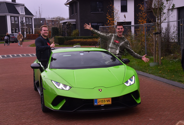 Lamborghini Huracán LP640-4 Performante