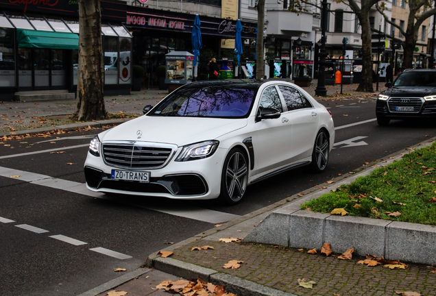 Mercedes-AMG Brabus S B40-700 V222 2017