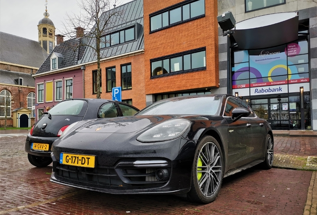 Porsche 971 Panamera Turbo S E-Hybrid