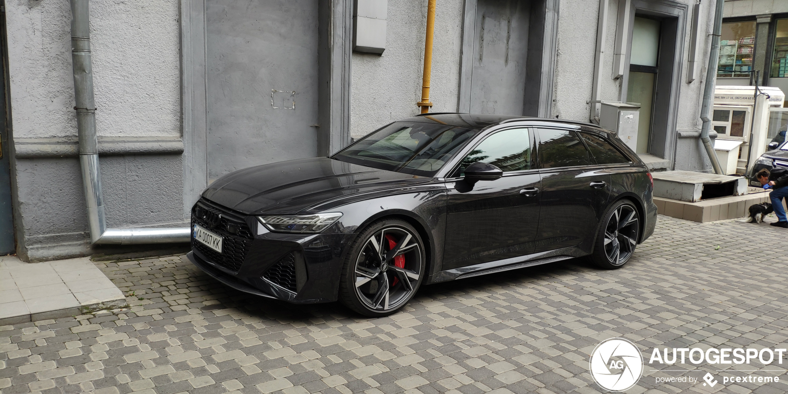 Audi RS6 Avant C8