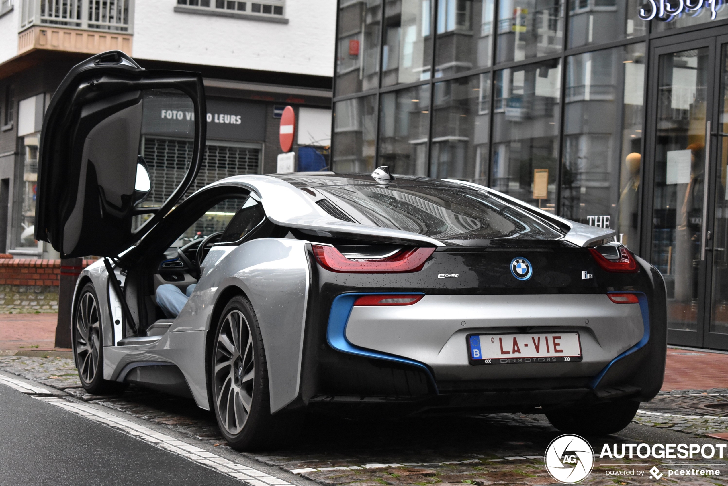 BMW i8