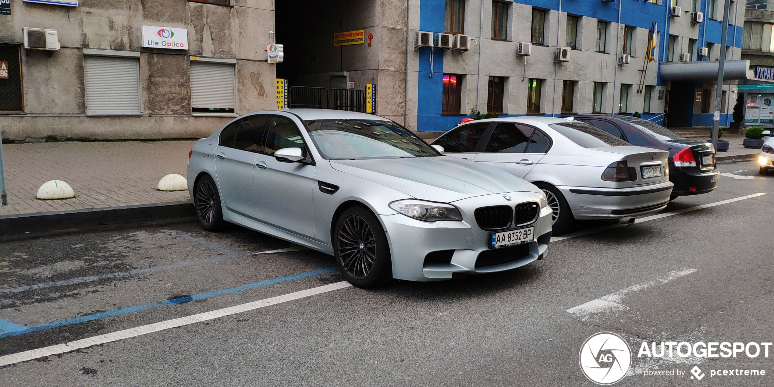 BMW M5 F10 2011