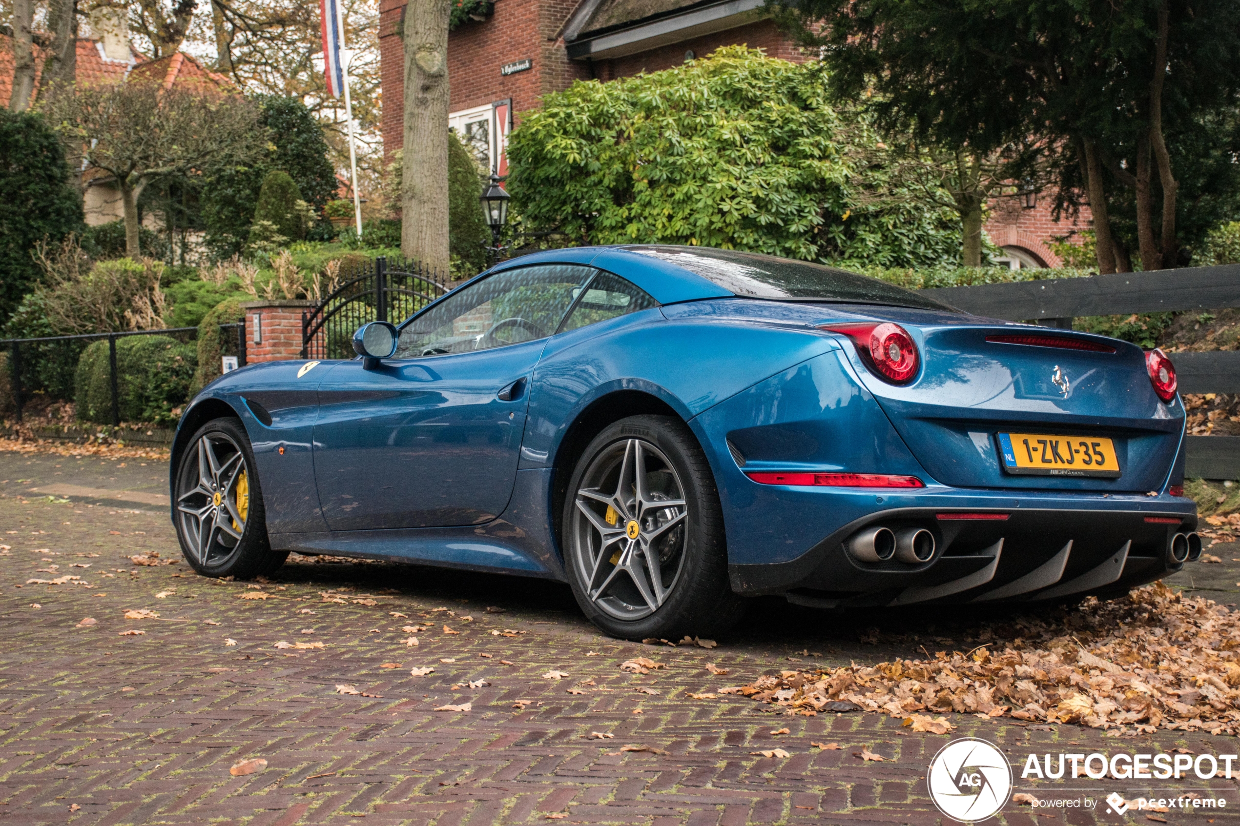 Ferrari California T