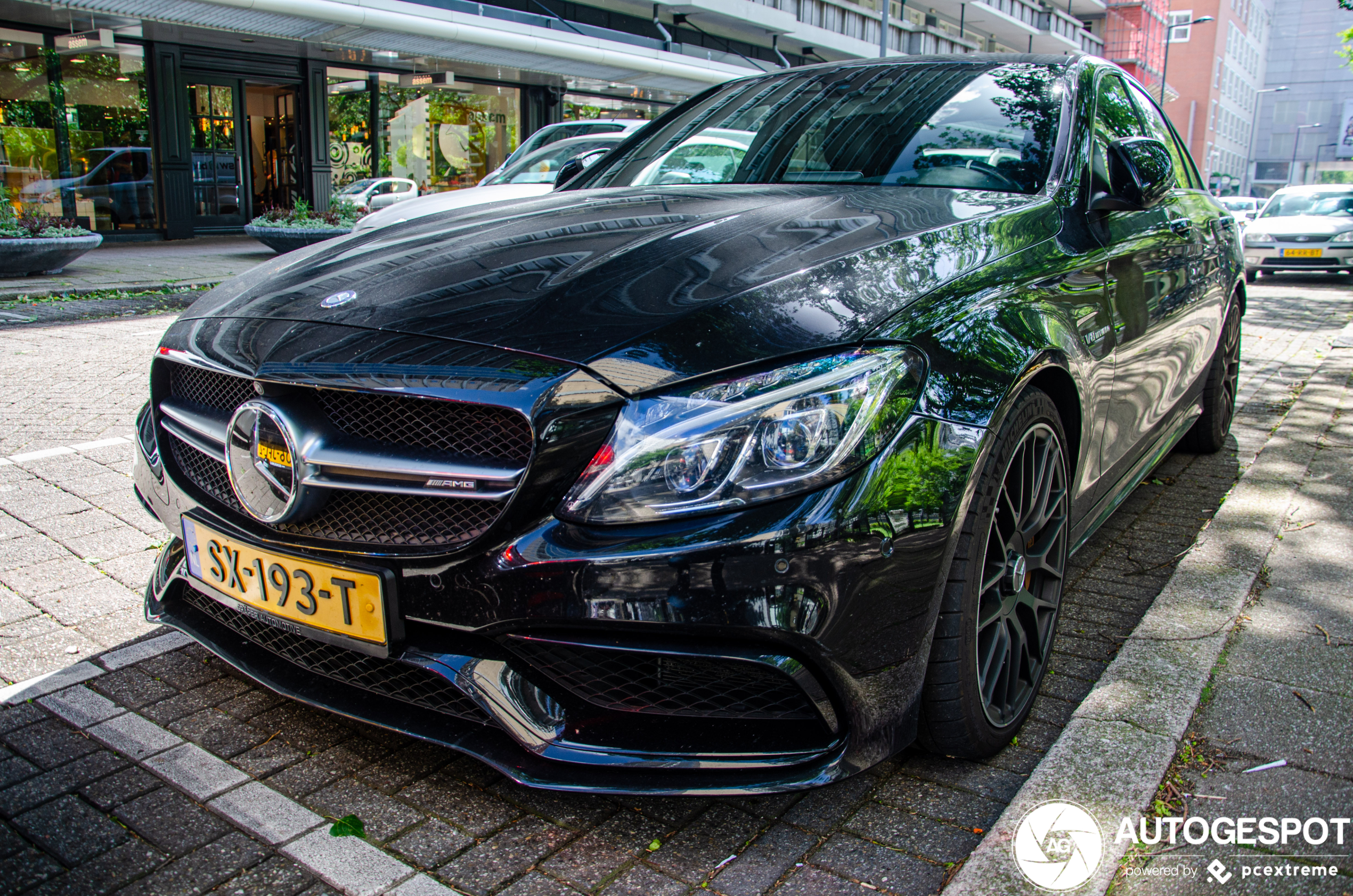 Mercedes-AMG C 63 S W205