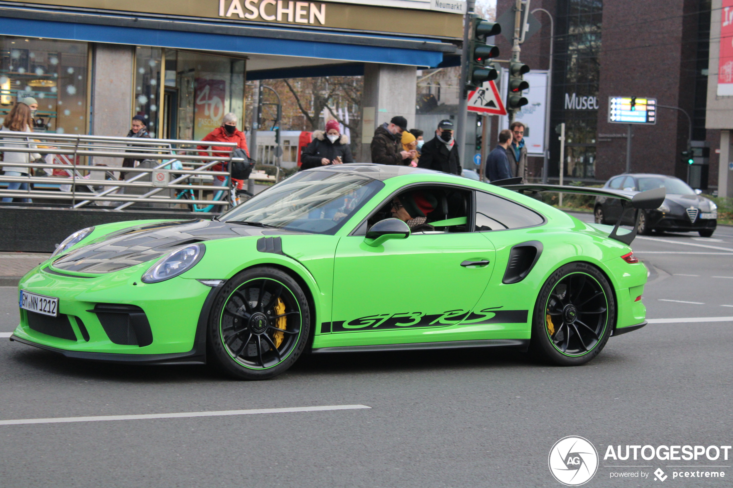 Porsche 991 GT3 RS MkII Weissach Package