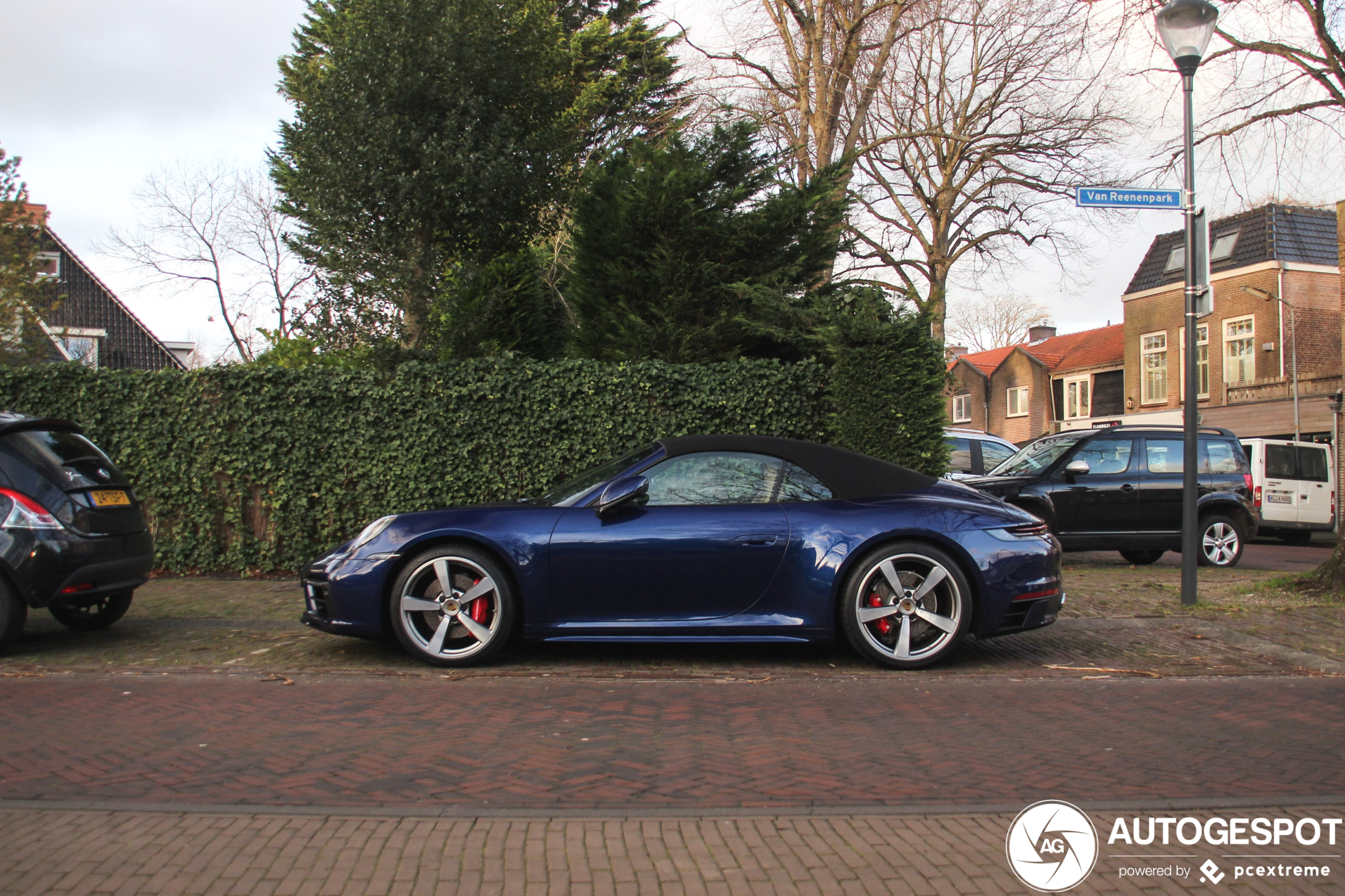 Porsche 992 Carrera 4S Cabriolet