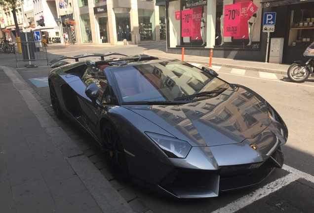 Lamborghini Aventador LP700-4 Roadster