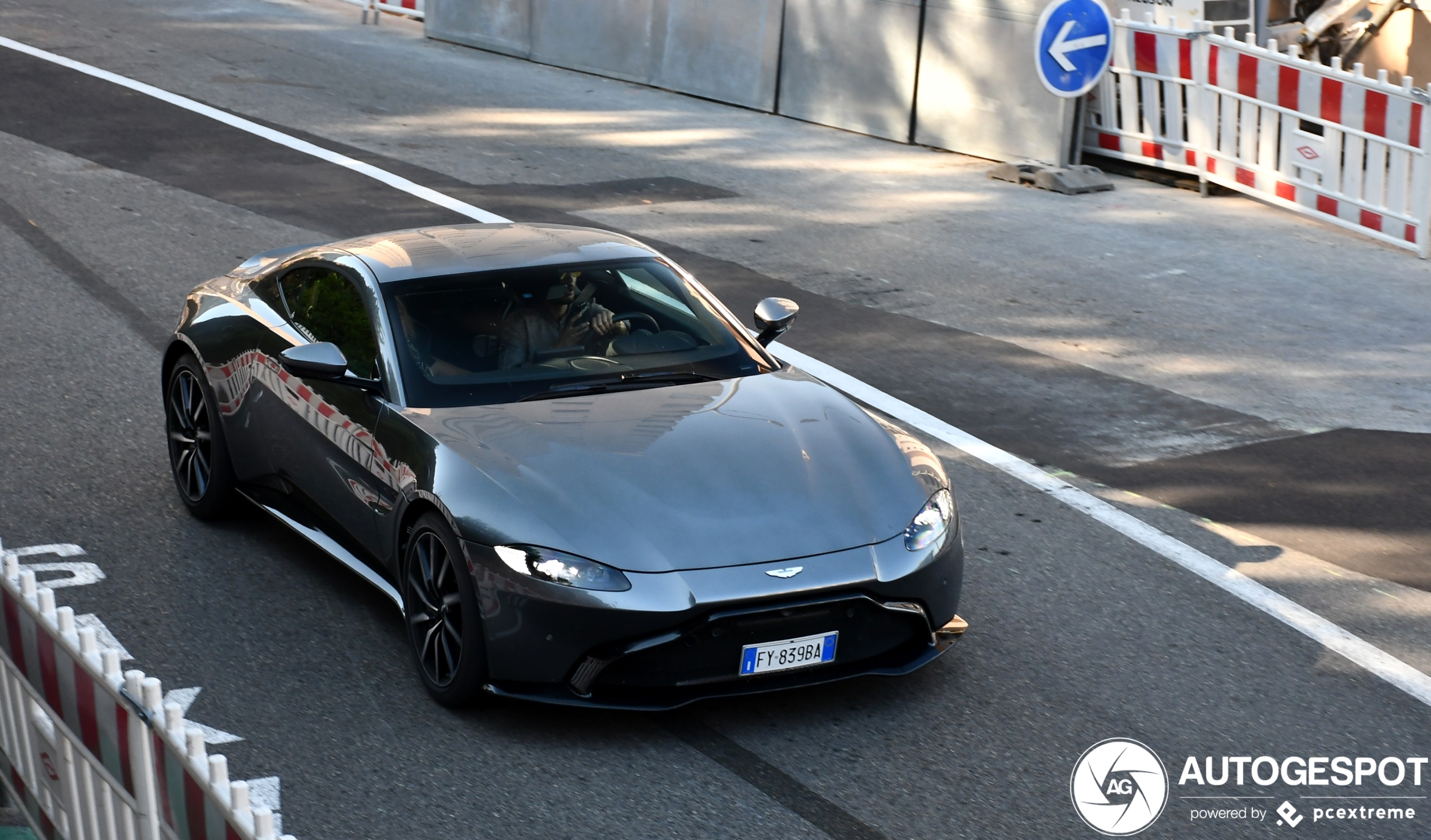 Aston Martin V8 Vantage 2018