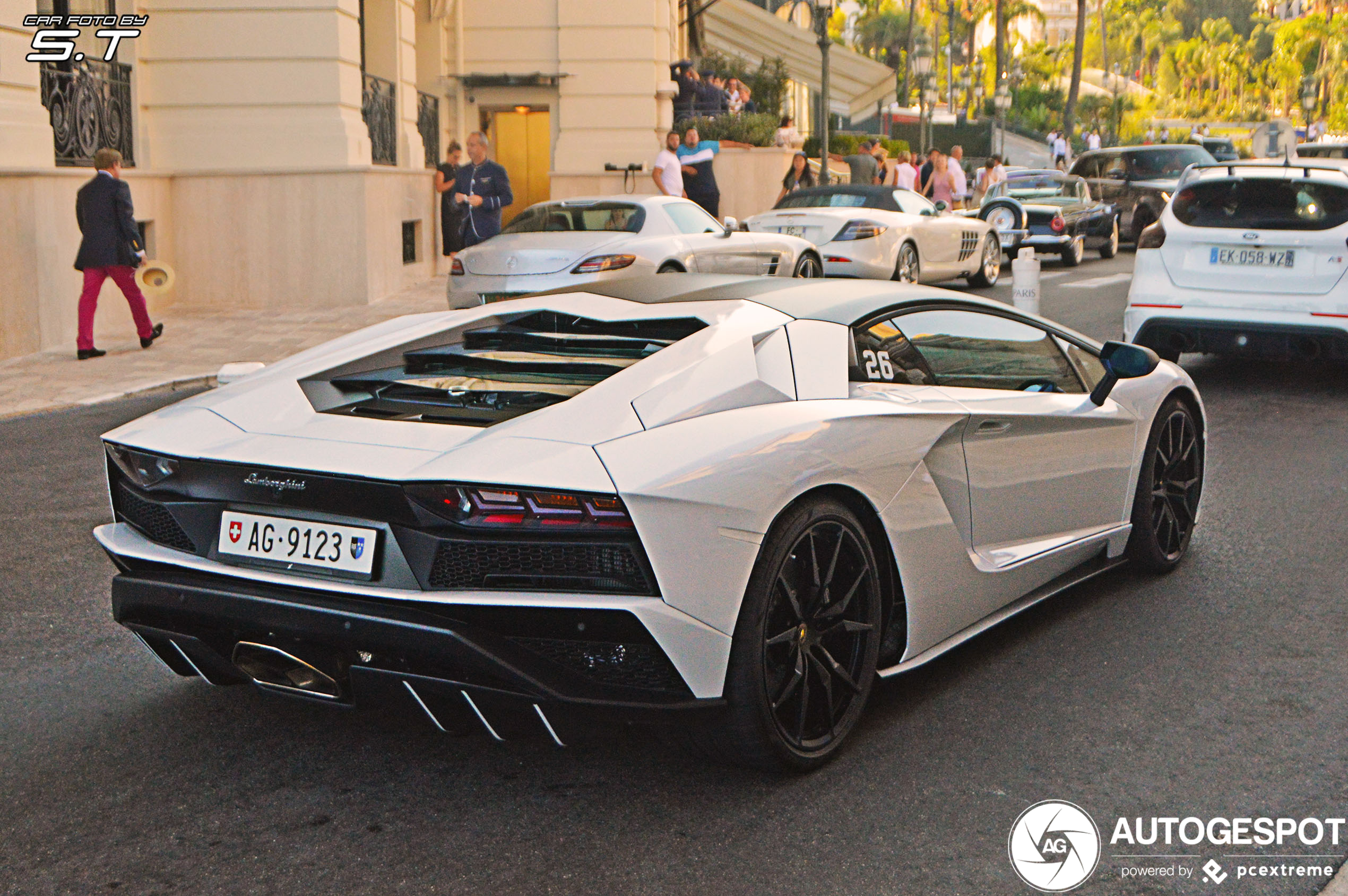 Lamborghini Aventador S LP740-4