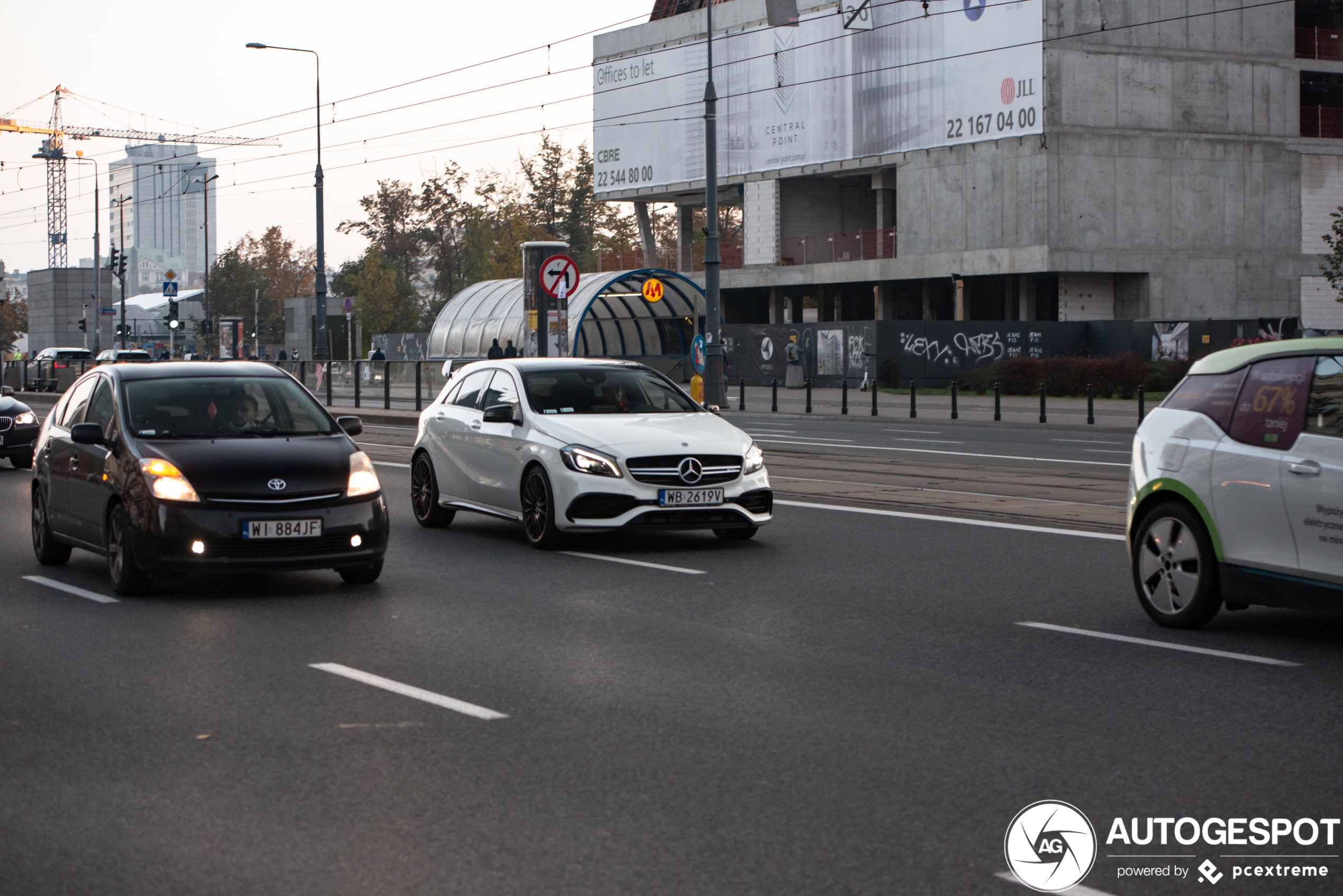 Mercedes-AMG A 45 W176 2015