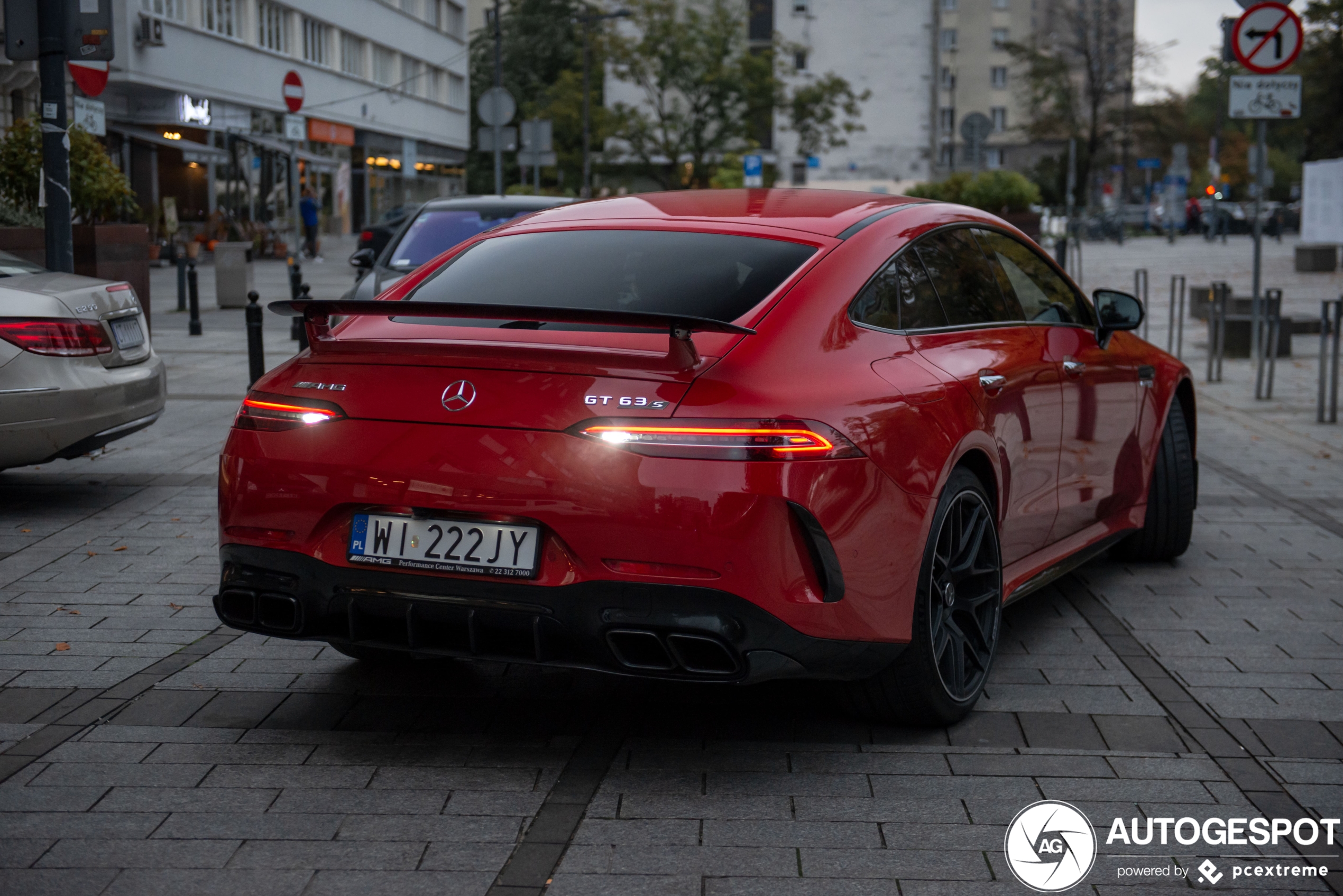 Mercedes-AMG GT 63 S X290