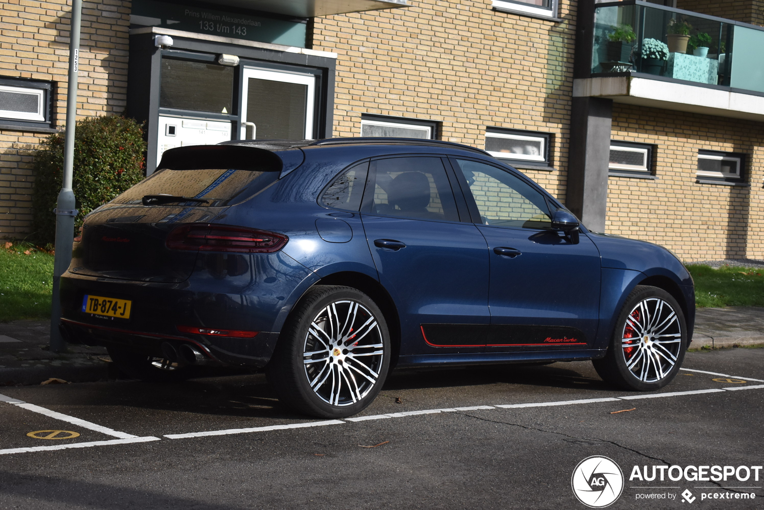 Porsche 95B Macan Turbo Exclusive Performance Edition