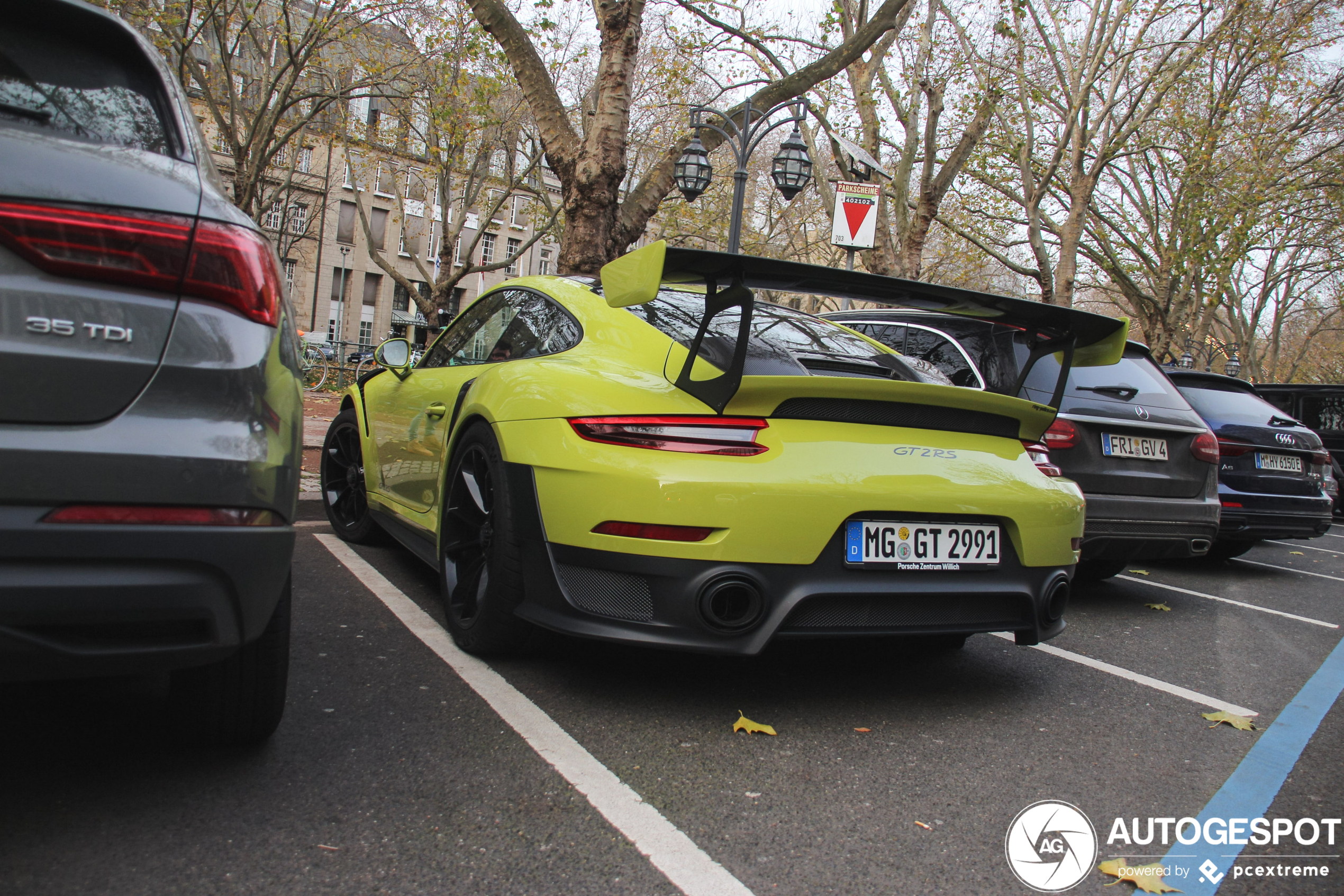 Porsche 991 GT2 RS Weissach Package