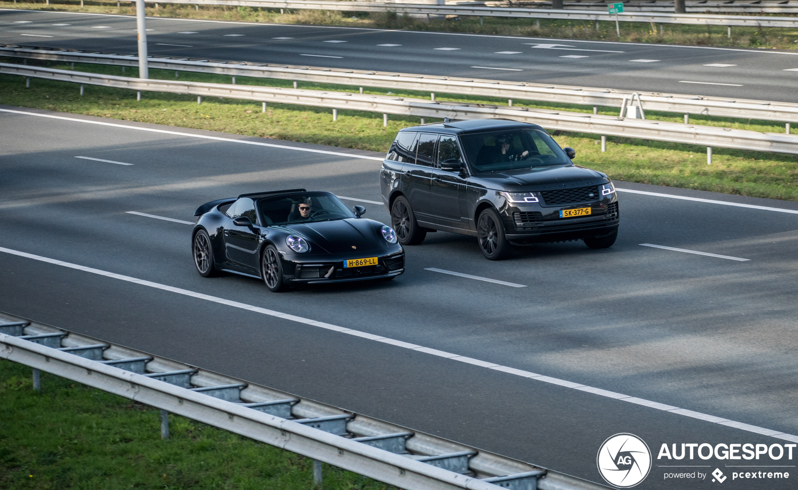 Porsche 992 Carrera 4S Cabriolet