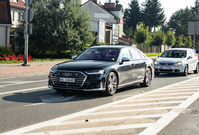 Audi S8 D5