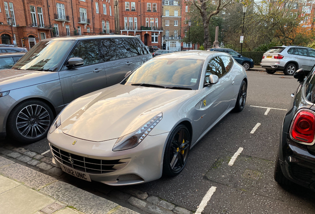 Ferrari FF