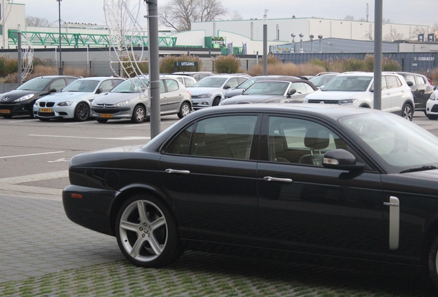 Jaguar XJR Portfolio