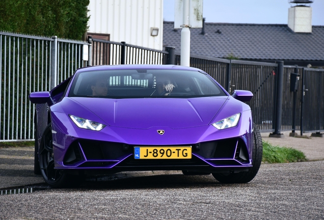 Lamborghini Huracán LP640-4 EVO