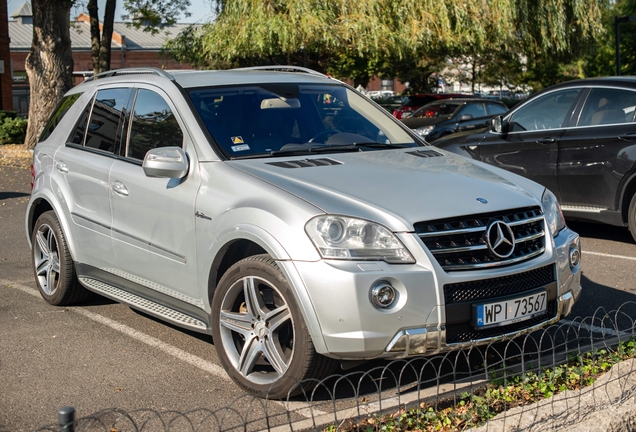 Mercedes-Benz ML 63 AMG W164 2009