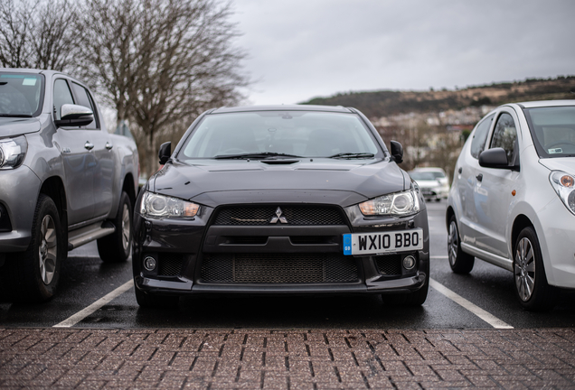 Mitsubishi Lancer Evolution X FQ-300 SST